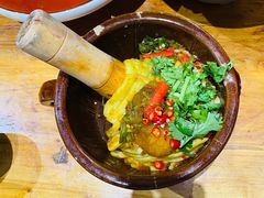 -老滇山寨•云南特色菜•地方菜•民族风情歌舞表演(金碧店)