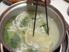 -喃喃椰·糟粕醋·椰子鸡火锅(七堡花园店)