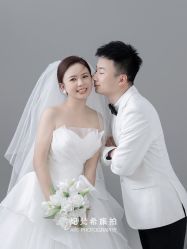 -纪梵希旅拍婚纱摄影(大连总店)
