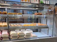 面包甜点陈列柜-君之狮子山·轻糖烘焙(松江印象城店)
