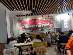大堂-闫家驴肉老店(华电一校店)