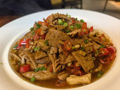 -黄泥岗·地道湖北菜(奥特莱斯店)