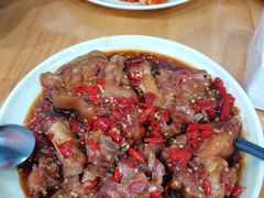 中辣辛辣猪蹄-贤花饭店(城阳店)
