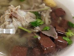 招牌鸭血粉丝汤-苓记南京鸭血粉丝.皮肚面(县东巷店)