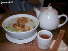 足料艇仔粥-糖朝(尖沙咀店)