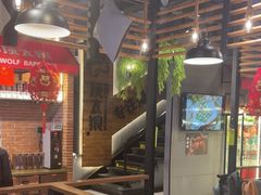 -三兄弟灰太狼烧烤.龙虾烤鱼(上海交大店)