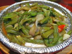 -四川小胡子海鲜(丁村万人海鲜广场店)