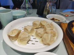 蟹黄馅饺子-百饺园酒楼(平山道店)