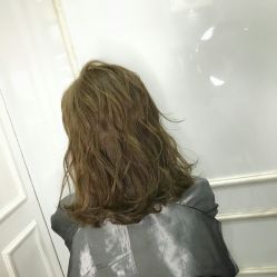 -DL HAIR SALON