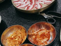 -臻牛烤肉