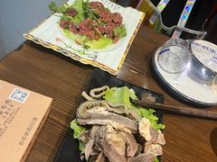 -乡土黄·鲜牛肉火锅·小龙虾(兴业街店)