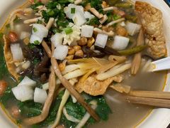 -丽丽三鲜螺蛳粉(田林路店)