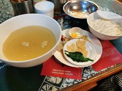-建新园过桥米线(宝善街店)