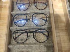 -肆兮眼镜·蔡司·徕卡战略合作店(大坪店)
