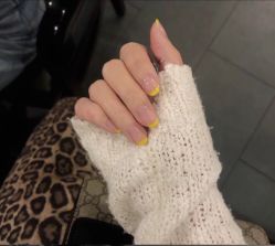 -慕拉美甲美睫皮肤管理