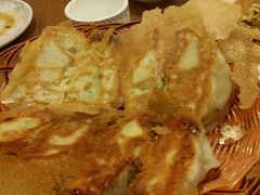 -阿洪锅贴王(小吃城店)