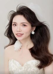 -挪娅婚纱摄影皇家会所