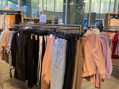 -H&M(鹏欣水游城店)