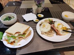 -西安长征华美达酒店