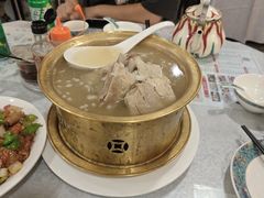 -汗腾格里·风味餐厅(新疆驻京办店)