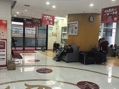 -雅悦齿科(顾村公园店)