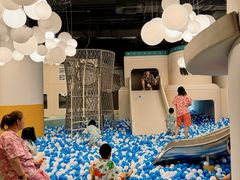 -涨巢·潮玩水疗局