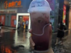 灭火杨梅油柑-喜茶(深圳万象城黑金店)