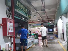 -蚝哥花姐湛江烤生蚝(美丽湾市场店)
