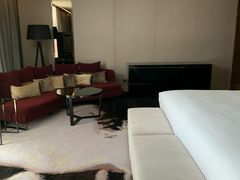 -广州天河希尔顿酒店