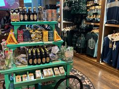 -九又四分之三站台哈利波特商店