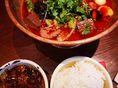 -成都你六姐·牛肉冒菜(城市集市合生汇店)