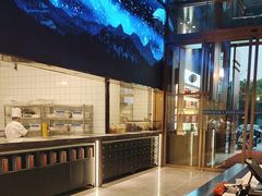 -忆江南·临江鱼馆