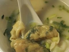 鲜虾菠菜馄饨-翠华餐厅(旺角文华商场店)