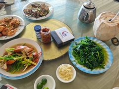 -潘先生平价海鲜城(神州半岛店)
