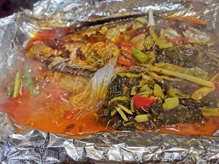 愿者上钩·纸包鱼(上合店)-"口味:选了麻辣口味的草鱼环境:人比较少.