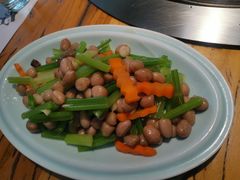 -山河屯铁锅炖(哈西站店)