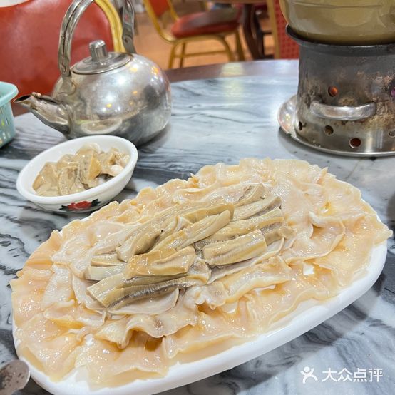 阿伟厨房(华福路店)