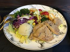 孜然烤鸡胸·沙拉-人鱼崛起低卡健康餐(大华店)