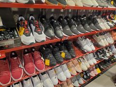 -PUMA品牌自营折扣店(百联奥特莱斯店)