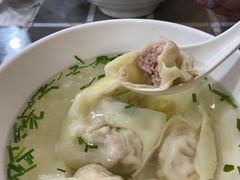 虾仁鲜肉馄饨-潘国仙耳光馄饨(黄家阙路店)