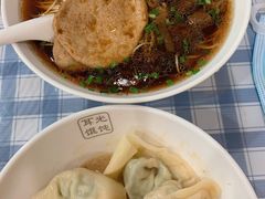 -潘国仙耳光馄饨(黄家阙路店)