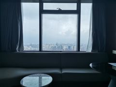 -上海龙之梦万丽酒店