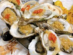 -蚝哥花姐湛江烤生蚝(美丽湾市场店)