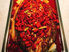 -鸣记脆皮烤鱼(岐山路店)