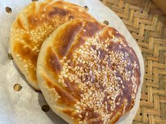 吊炉烧饼-老牌坊•鲁菜名店•地道济南菜(大观园商埠店)
