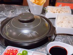 -瑞虹新天地月亮湾