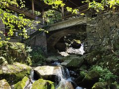 -藏龙百瀑风景区