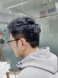-镁连社·美联社