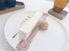 百香果黄柠檬挞-Vanilla Specialty Coffee(八大关店)