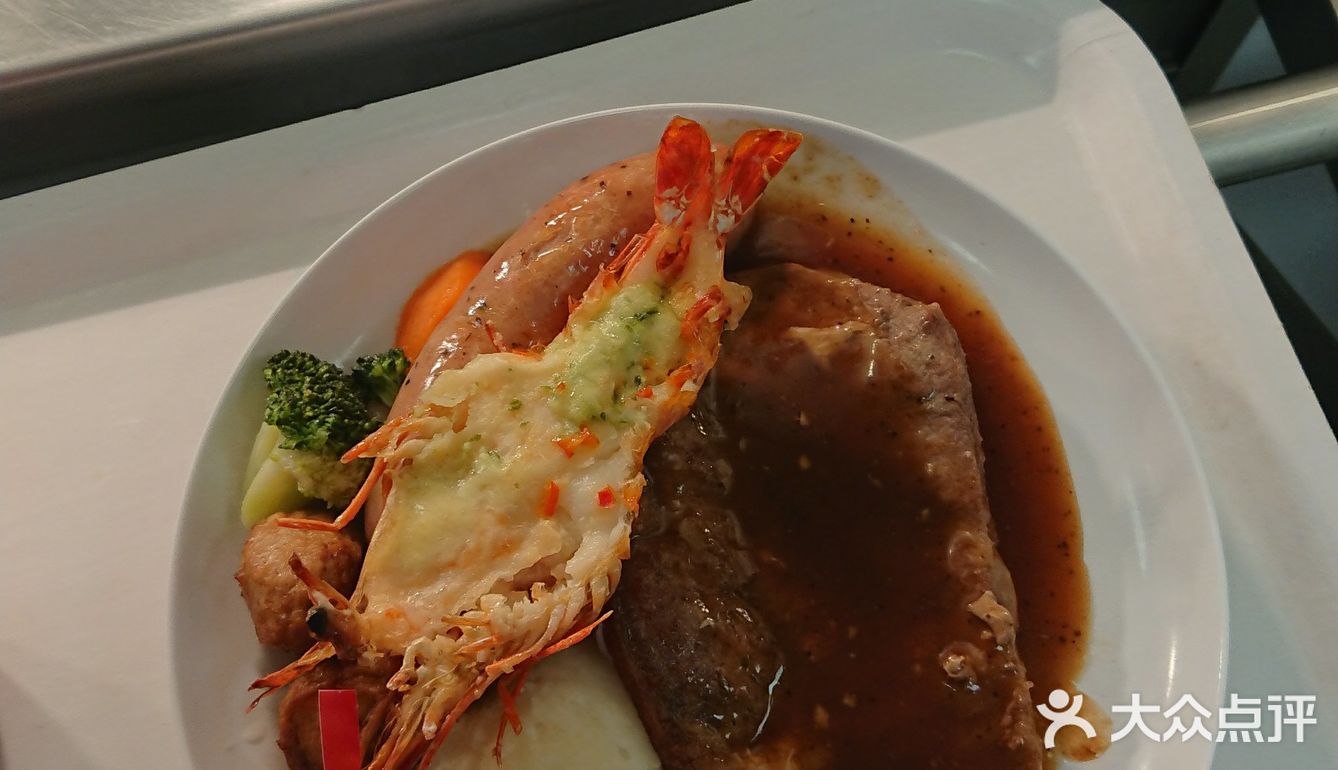 吃早饭时对这个肉丸念念不忘